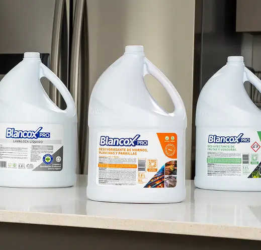 Banner con los productos de los detergentes de Blancox